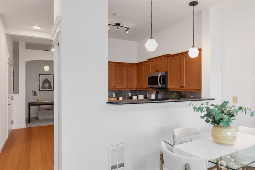Property photo for 530 4th Avenue W #508, Seattle photo 26