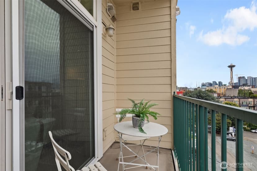 Property photo for 530 4th Avenue W #508, Seattle photo 9