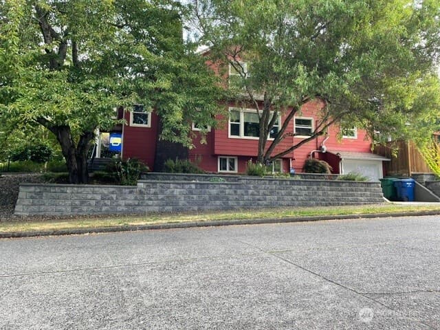 Property photo for 6702 5th Avenue NW, Seattle photo 3