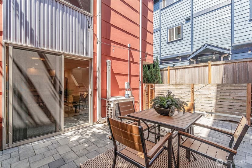 Property photo for 9229 17th Avenue SW #A, Seattle photo 25