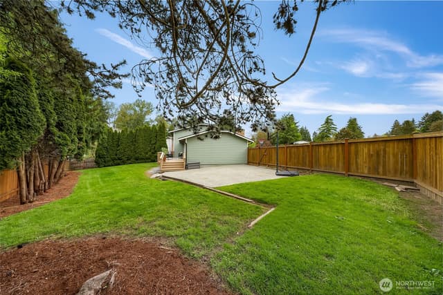 Property photo for 14013 113th Avenue NE, Kirkland photo 5