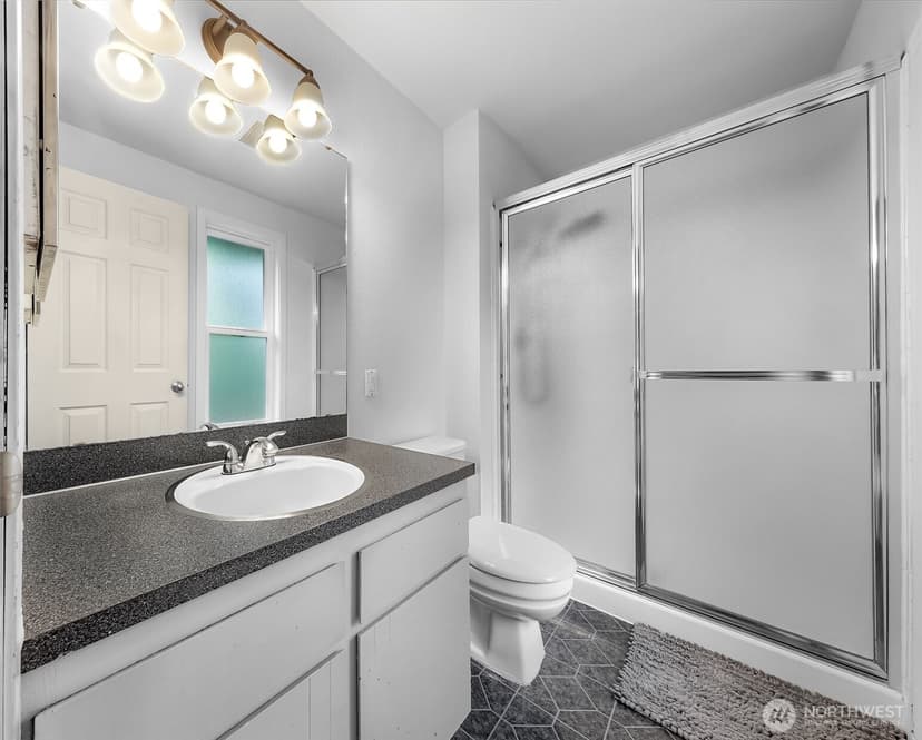 Property photo for 14013 113th Avenue NE, Kirkland photo 13