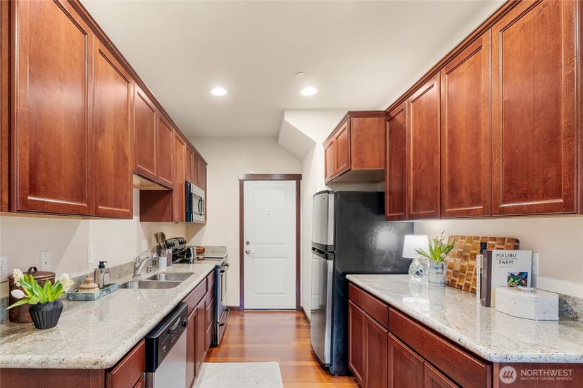 Property photo for 20920 2nd Avenue W #A, Lynnwood photo 6