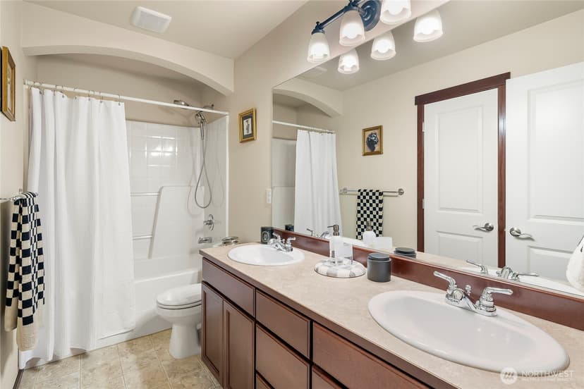 Property photo for 20920 2nd Avenue W #A, Lynnwood photo 19