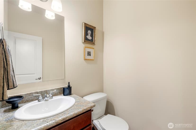 Property photo for 20920 2nd Avenue W #A, Lynnwood photo 9