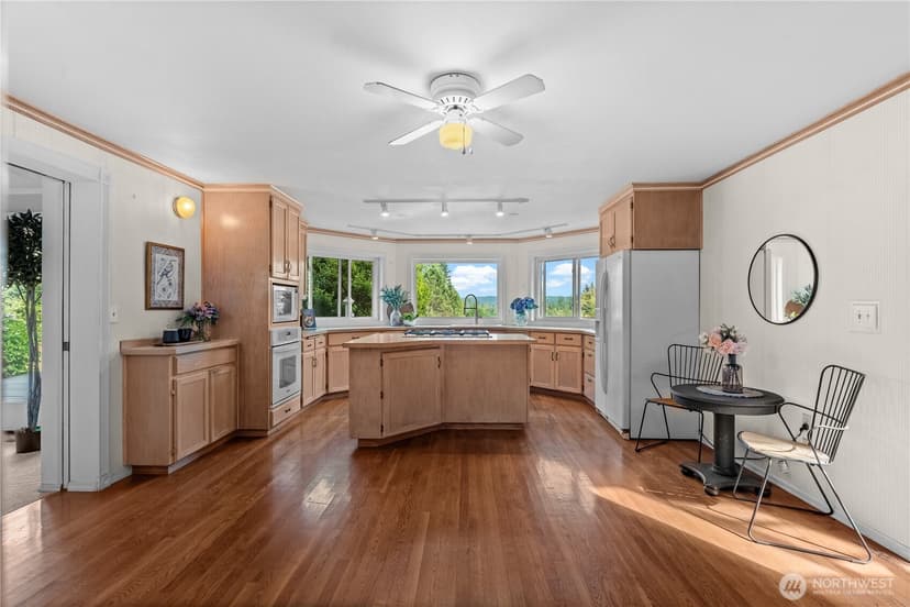 Property photo for 2594 NE William E Sutton Road, Bremerton photo 12