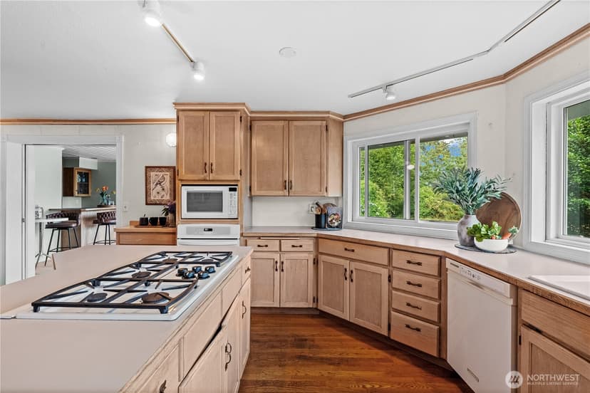 Property photo for 2594 NE William E Sutton Road, Bremerton photo 15