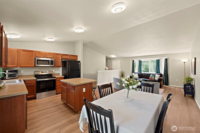 Property photo for 11406 203rd Avenue E, Bonney Lake photo 14