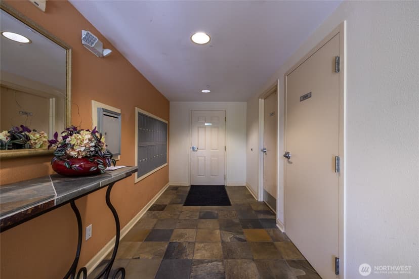 Property photo for 6300 32nd Avenue NW #302, Seattle photo 27