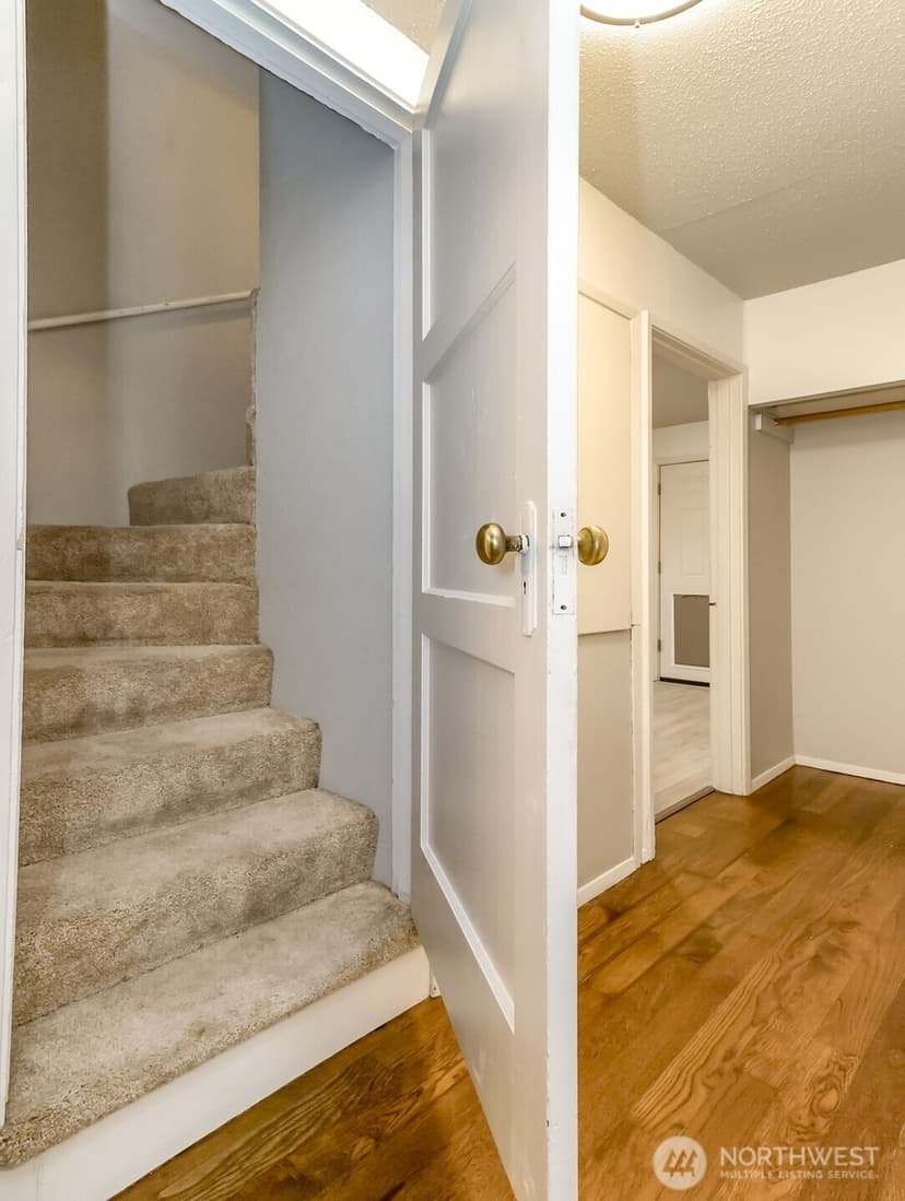 Property photo for 5225 McDacer Avenue, Tacoma photo 8