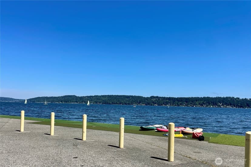 Property photo for 5847 NE 75th Street #A212, Seattle photo 26