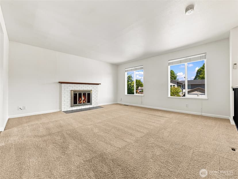 Property photo for 12629 SE 277th Place, Kent photo 2