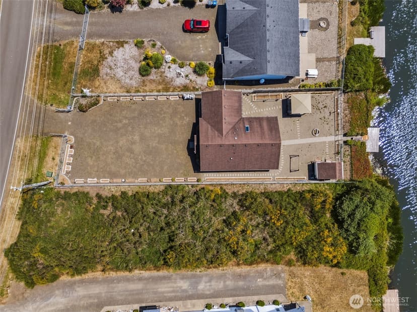 Property photo for 911 Mount Olympus Avenue SE, Ocean Shores photo 26