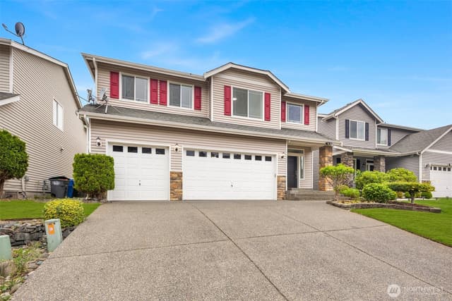 Property photo for 15506 67th Avenue Ct E, Puyallup photo 2