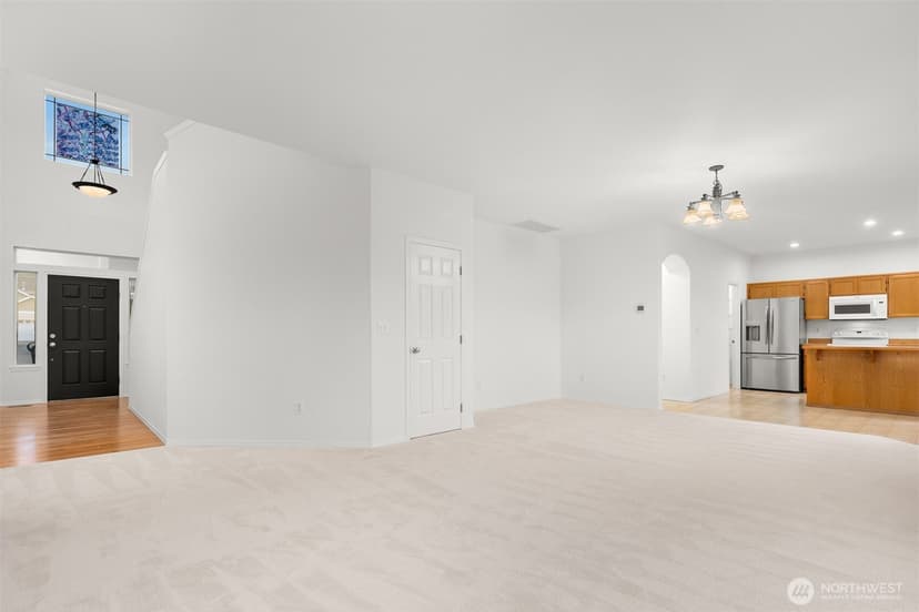 Property photo for 15506 67th Avenue Ct E, Puyallup photo 8
