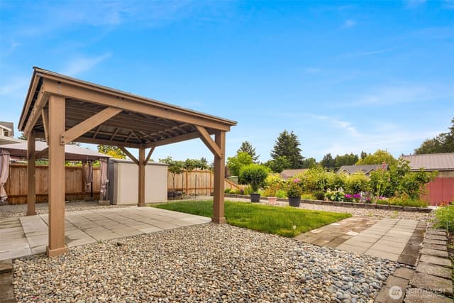 Property photo for 15506 67th Avenue Ct E, Puyallup photo 4