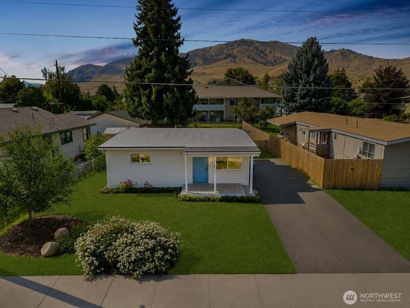 Property photo for 119 W Gibson Avenue, Chelan photo 22