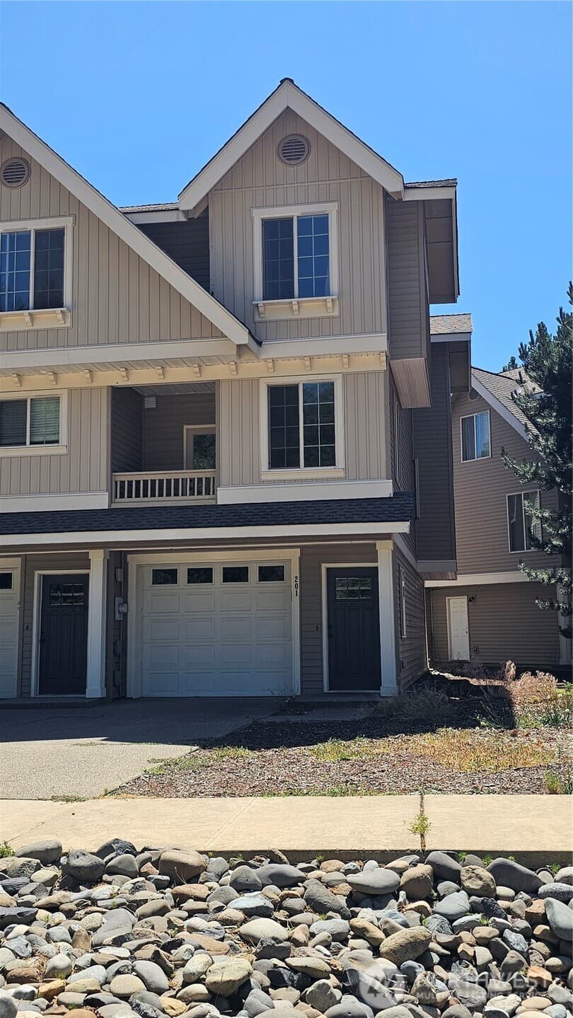 Property photo for 201 Broadway Street, Cle Elum