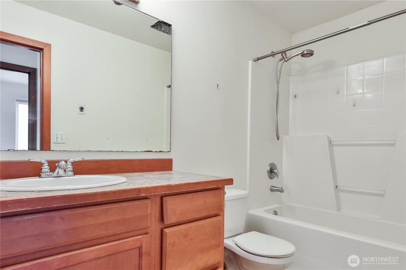 Property photo for 1102 Chestnut Street, Everett photo 9