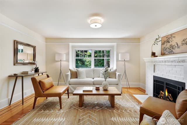 Property photo for 1812 N 39th, Seattle photo 5