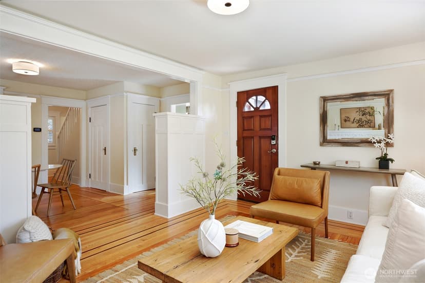 Property photo for 1812 N 39th, Seattle photo 6