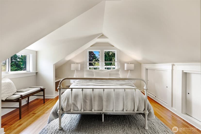 Property photo for 1812 N 39th, Seattle photo 17