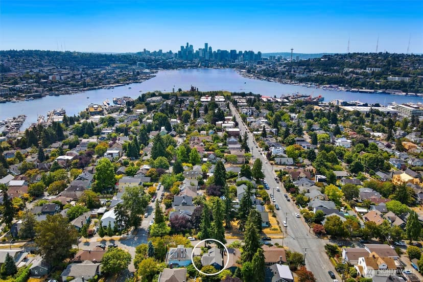 Property photo for 1812 N 39th, Seattle photo 26