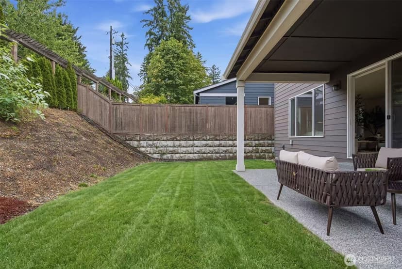 Property photo for 12929 136th Ct NE, Kirkland photo 36