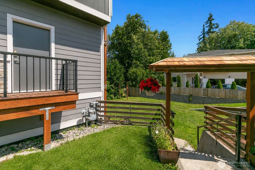 Property photo for 4608 223 Street SW, Mountlake Terrace photo 36