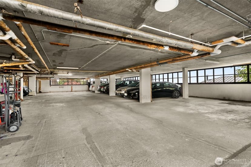 Property photo for 507 W Mercer St #401, Seattle photo 22