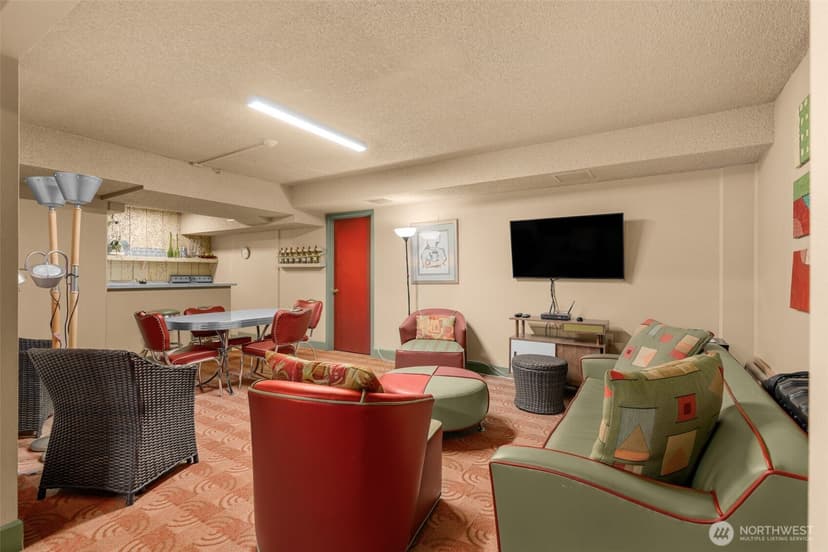 Property photo for 507 W Mercer St #401, Seattle photo 25