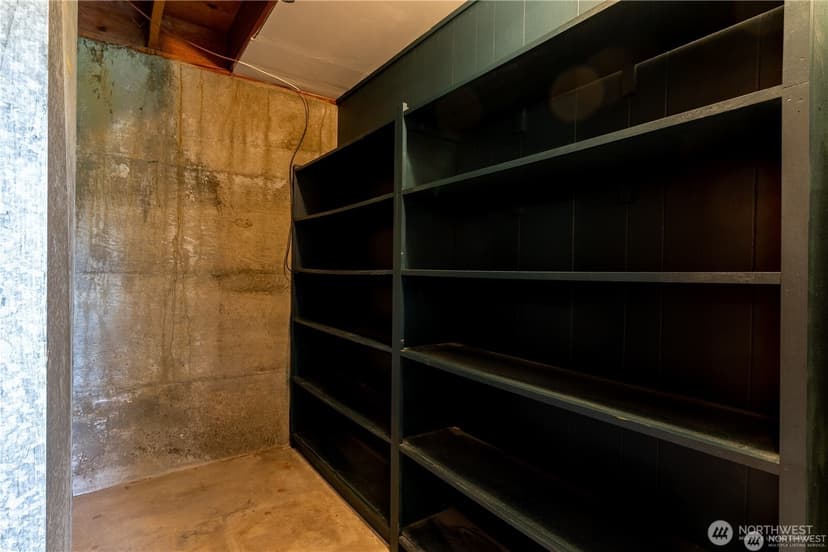 Property photo for 11502 93rd Avenue SW, Lakewood photo 32