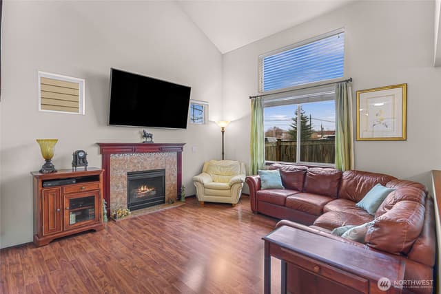 Property photo for 9212 11th Place NE #A, Lake Stevens photo 4
