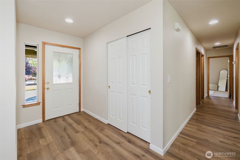 Property photo for 19741 12th Avenue NE, Poulsbo photo 5