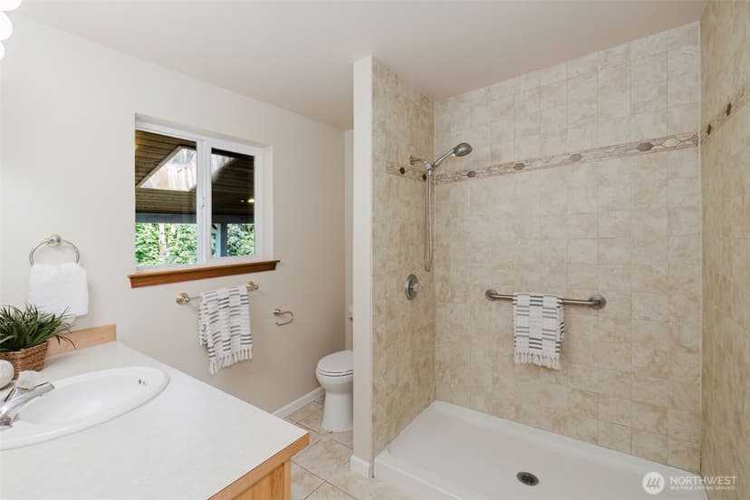 Property photo for 19741 12th Avenue NE, Poulsbo photo 25
