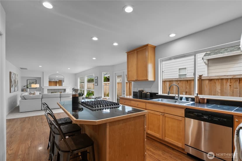 Property photo for 13350 NE 134th Place, Kirkland photo 13