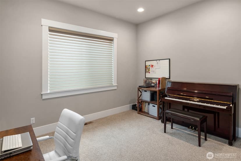 Property photo for 6509 SE 6th Street, Renton photo 31