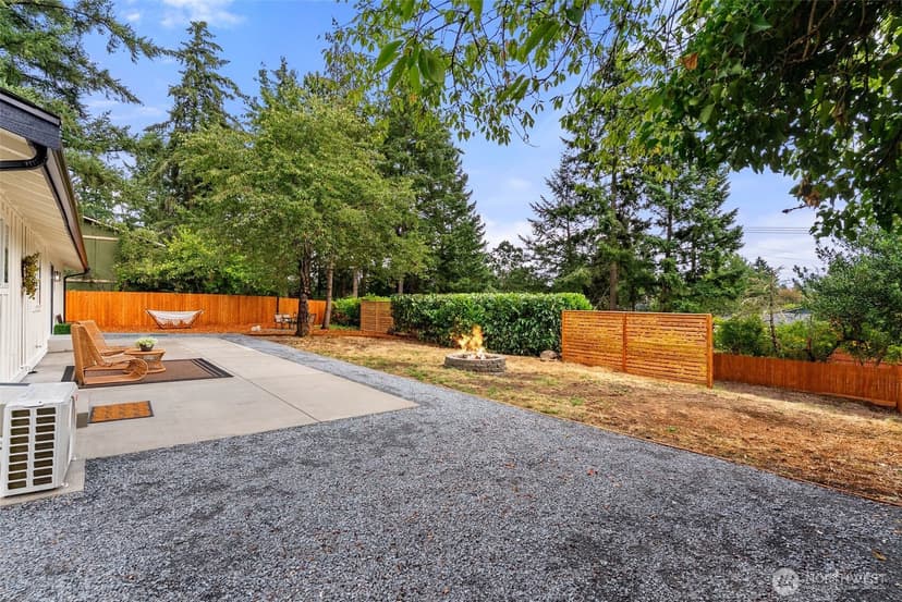 Property photo for 1402 159th Street Ct E, Tacoma photo 32