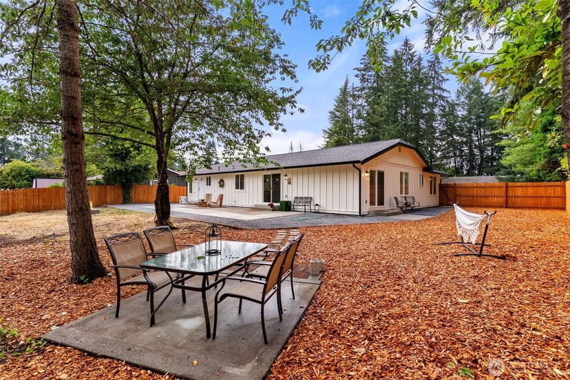 Property photo for 1402 159th Street Ct E, Tacoma photo 35
