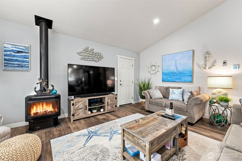 Property photo for 247 Fisher Avenue NE, Ocean Shores photo 17