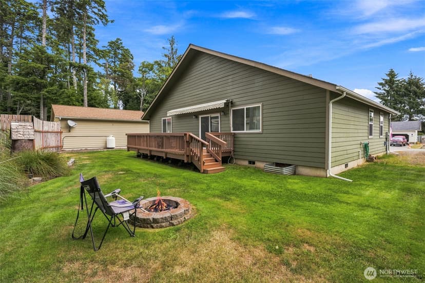 Property photo for 247 Fisher Avenue NE, Ocean Shores photo 27
