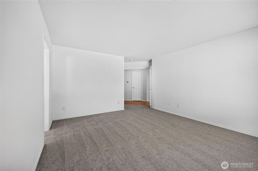 Property photo for 6401 60th Street W, University Place photo 23