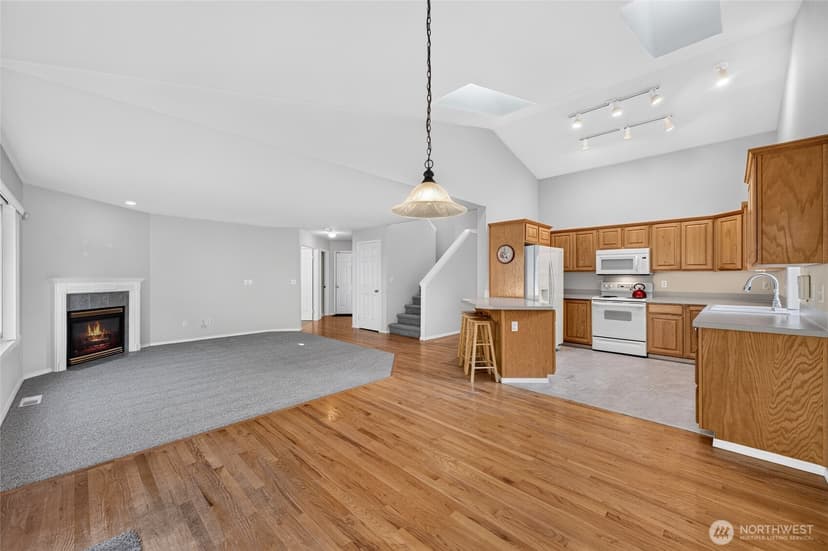 Property photo for 6401 60th Street W, University Place photo 17