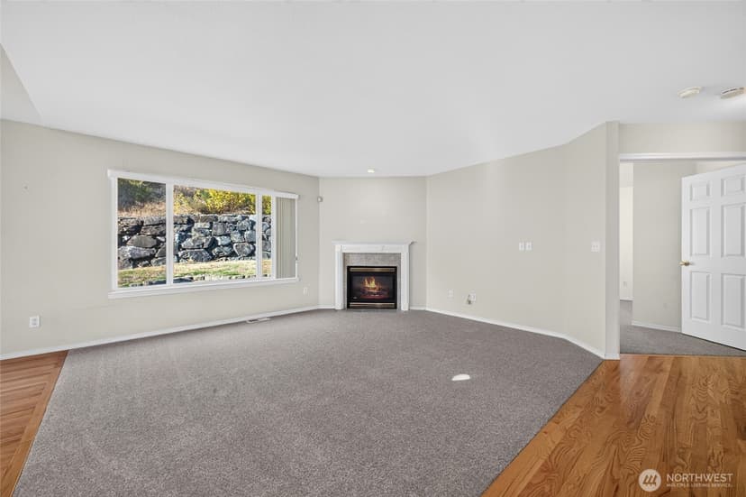 Property photo for 6401 60th Street W, University Place photo 14