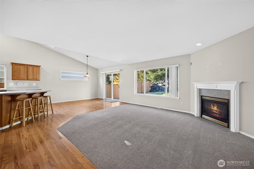 Property photo for 6401 60th Street W, University Place photo 15