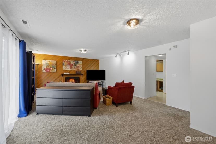 Property photo for 7030 97th Avenue SW, Lakewood photo 14