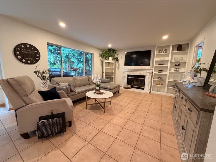 Property photo for 24505 229th Court SE, Maple Valley photo 7