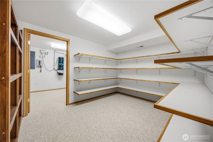 Property photo for 3035 Lakeshore Drive, Manson photo 35