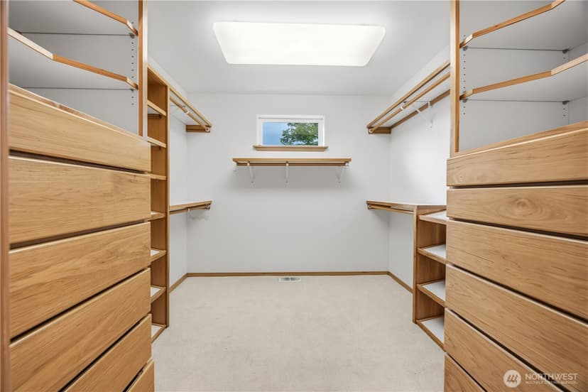 Property photo for 3035 Lakeshore Drive, Manson photo 13