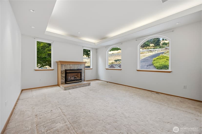 Property photo for 3035 Lakeshore Drive, Manson photo 10